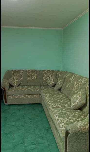 продаю квартиру тоголок молдо фрунзе: 2 бөлмө, 45 кв. м, 104-серия, 4 кабат, Косметикалык ремонт — 1