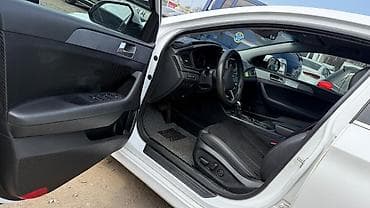mersedes e200: Hyundai Sonata: 2021 г., 2 л, Автомат, Газ, Седан — 4