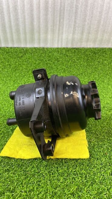 zf: Бачок BMW 2011 г., Б/у, Оригинал, Германия — 2