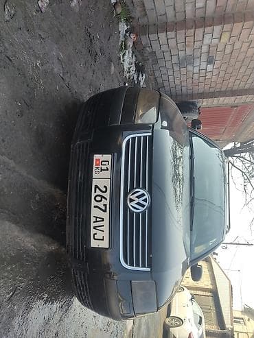 v klass: Volkswagen Passat: 2001 г., 2.3 л, Ручные, Бензин, Универсал — 1