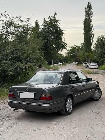 пл: Mercedes-Benz E-Class: 1994 г., 2 л, Механика, Бензин, Седан — 4
