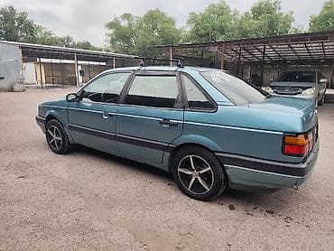 claas dominator: Volkswagen Passat: 1990 г., 1.8 л, Механика, Газ, Седан — 3
