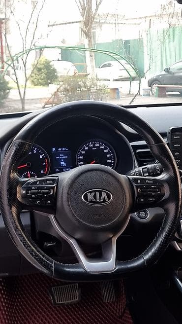 Продажа авто: Kia Stonic: 2019 г., 1.4 л, Автомат, Бензин, Кроссовер — 7