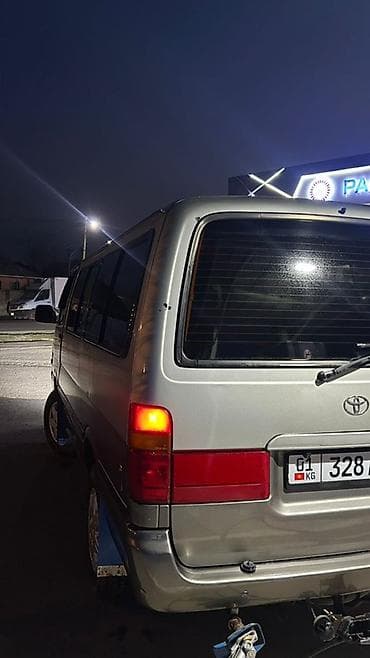 хайс тойота: Toyota Hiace: 2003 г., 2.5 л, Ручные, Газ, Минивэн — 4
