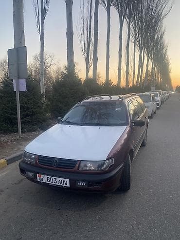 v klass: Volkswagen Passat: 1995 г., 2 л, Ручные, Газ, Универсал — 8