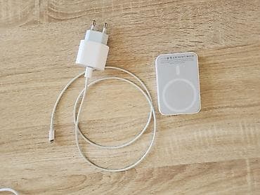 mobile stand: Беспроводная магнитная зарядка MagSafe-формата с комплектом проводного — 1