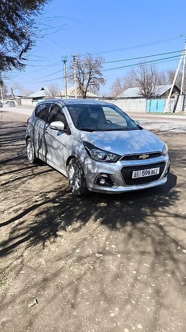 Chevrolet Spark: 2017 г., 1 л, Автомат, Бензин, Хэтчбэк