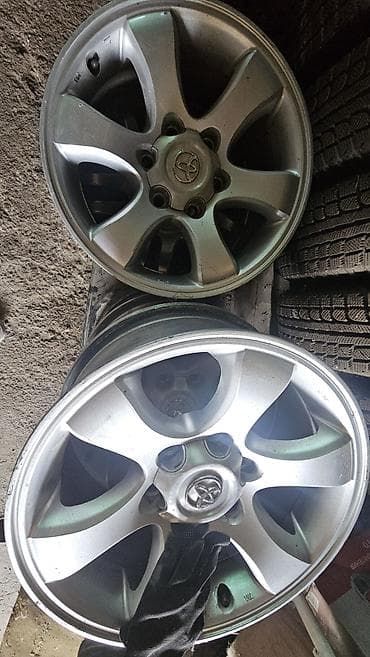 Литые Диски R 17 Toyota, Комплект, отверстий - 4, Б/у
