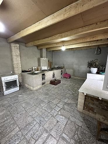Дома: 📍 В Сокулуке продаётся дом на участке 20 соток. 🏡Площадь дома — 6
