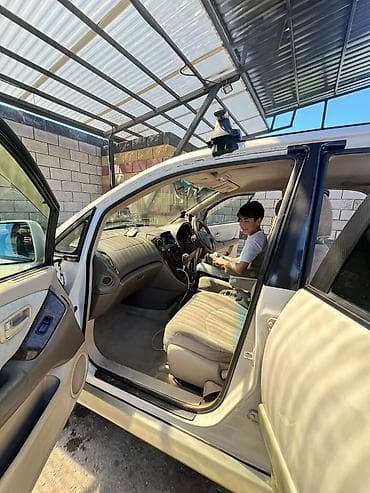 сполер: Toyota Harrier: 1998 г., 2.4 л, Кроссовер — 3