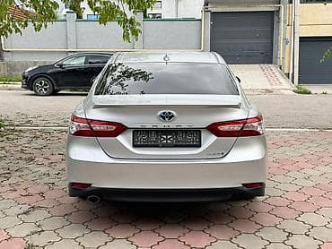 Toyota: Toyota Camry: 2019 г., 2.5 л, Автомат, Гибрид, Седан — 2