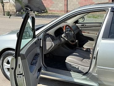 Унаа сатуу: Toyota Camry: 2004 г., 2.4 л, Автомат, Бензин, Седан — 7