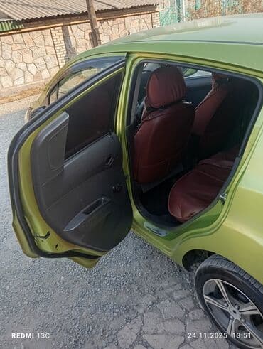 бу авто в кредит без первоначального взноса рядом просп. жибек жолу, бишкек: Chevrolet Spark: 2012 г., 1 л, Автомат, Бензиновая, Хэтчбэк — 12