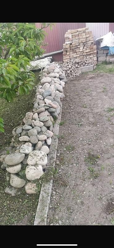 белые камни для клумбы: Речная галька/валуны для ландшафта ОТДАМ ДАРОМ САМОМЫВЫВОЗ - — 1