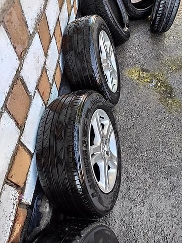 Унаа: Дөңгөлөктөр монтажда 225 / 60 / R 16, Жай, Колдонулган, Комплект, Жеңил унаалар — 6