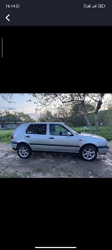 Продажа авто: Volkswagen Golf: 1992 г., 1.8 л, Механика, Бензин, Хэтчбэк — 4