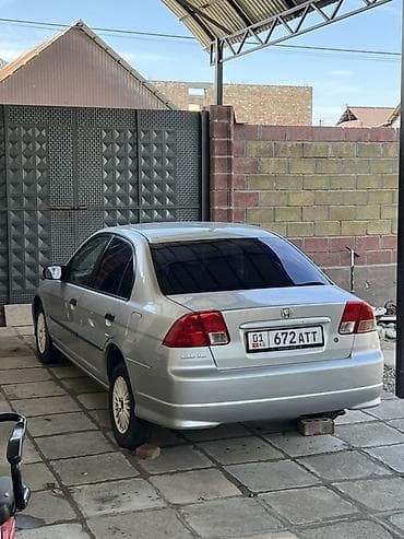 Honda Civic: 2004 г., 1.6 л, Автомат, Бензин, Седан