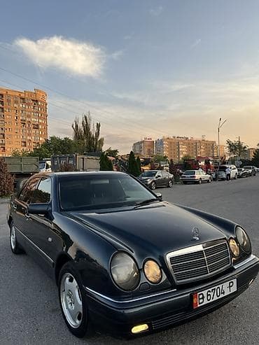 210 cdi: Mercedes-Benz E-Class: 2000 г., 4.3 л, Автомат, Бензин, Седан — 6