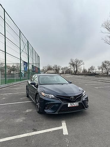 Toyota Camry: 2020 г., 2.5 л, Автомат, Бензин, Седан