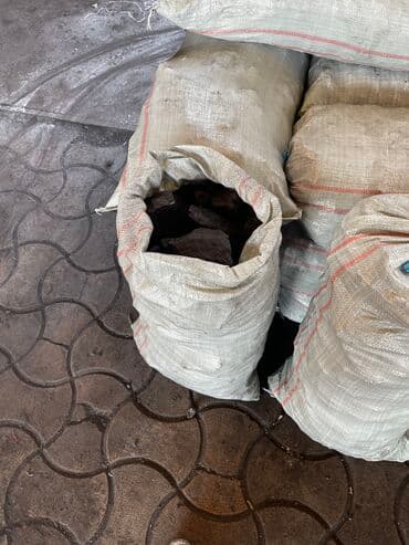 Уголь Кара-Кече, Платная доставка, Самовывоз, Оптом, Фракция: Орех (О), В мешках