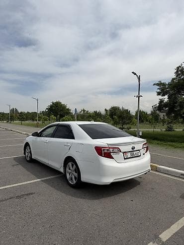 1000: Toyota Camry: 2011 г., 2.5 л, Вариатор, Гибрид, Седан — 4