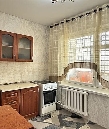 Сдается 1‑комнатная квартира в районе Кок-Жар, серия 105. Этаж 9 из 9 — 3