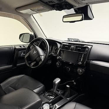 tayota 4 runner: Toyota 4Runner: 2020 г., 4 л, Автомат, Бензин, Внедорожник — 5