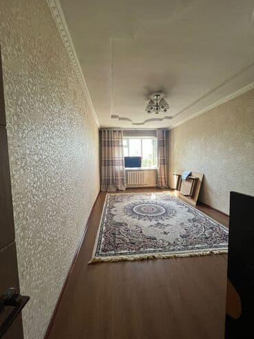 продаю квартиру ак кеме: 2 комнаты, 52 м², 3 этаж — 1