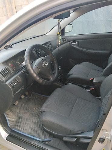 sanata lpi: Toyota Corolla: 2003 г., 1.4 л, Механика, Бензин, Седан — 4