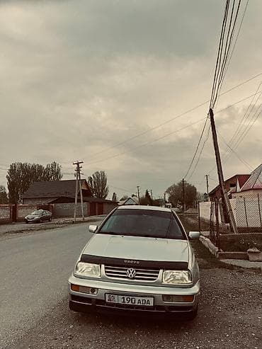 Volkswagen : 1999 г., 2 л, Кол менен иштөөчү, Бензин, Седан — 5