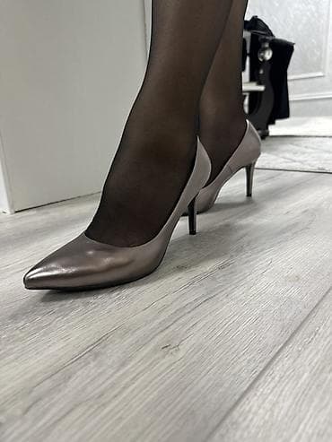 женские туфли лодочки: Туфли-лодочки на шпильке - Классическая модель с острым мысом - — 4