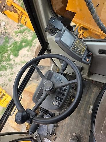 mini cuper: Экскаватор, Hyundai, 2004 г., Колесный — 6