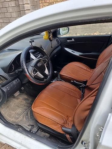 bmw e93: Hyundai Solaris: 2013 г., 1.6 л, Автомат, Бензин, Седан — 2