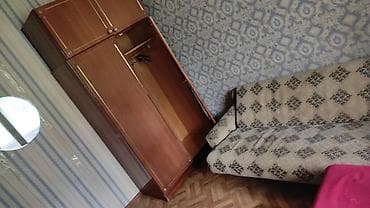 Комнаты: Сдаётся комната с выходом на застеклённый балкон. - Планировка — 2