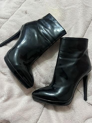 Жеке буюмдар: Черные лакированные ботильоны на высокой шпильке 39р в очень хорошем — 1
