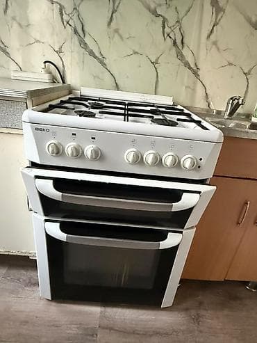 Техника и электроника: Газ плита BEKO рабочая, находится в 7 микрорайоне — 1
