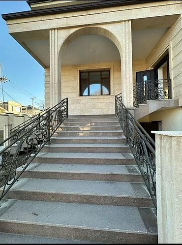 двухэтажных домов в бишкеке: 420 м², 7 комнат, Утепленный — 3