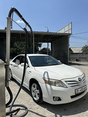 Транспорт: Toyota Camry: 2009 г., Гибрид, Седан — 2