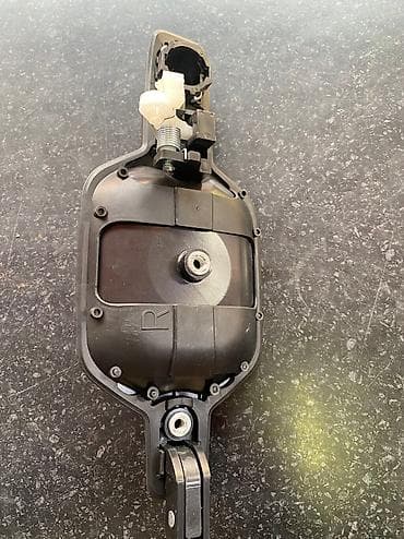 Передняя левая дверная ручка Дверная ручка Mitsubishi at lalafo.kg Передняя левая дверная ручка Дверная ручка Mitsubishi