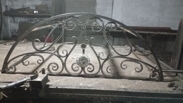 металические ворота: Элегантные кованые ворота черного цвета с изящными золотистыми — 34