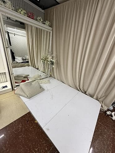 зеркала стоячие: Напольное подиум-зеркало для примерочной/салона - Большое — 1