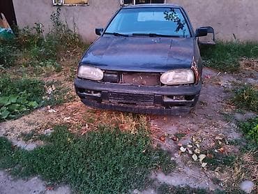 Volkswagen Golf: 1992 г., 1.4 л, Механика, Бензин, Седан — 1
