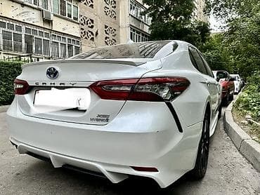 prius plus: Toyota Camry: 2022 г., 2.5 л, Автомат, Гибрид, Седан — 2