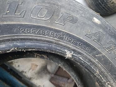 Шины и диски: Пара автомобильных шин Dunlop AT20. - Размер: 265/65 R17 - Индекс — 3