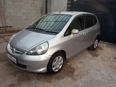 2 8: Honda Fit: 2002 г., 1.3 л, Вариатор, Бензин, Хэтчбэк — 3