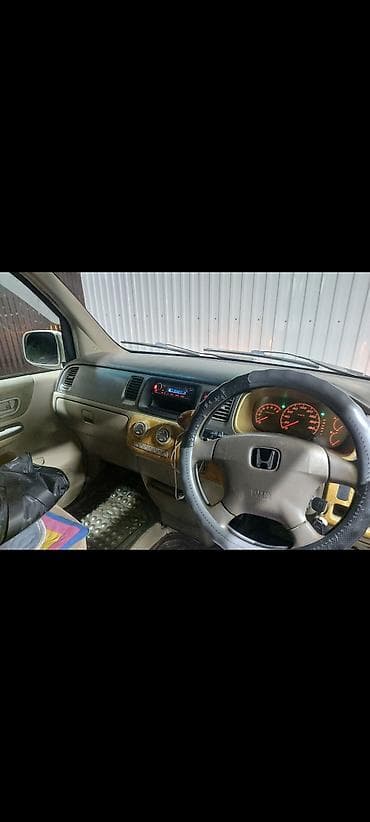 степ богажник: Honda Stepwgn: 2003 г., 2 л, Автомат, Бензин, Минивэн — 8