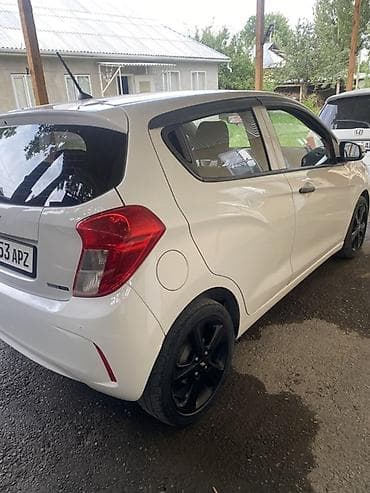 Chevrolet Spark: 2020 г., 1 л, Автомат, Бензин, Хэтчбэк — 3