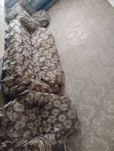 Сейфы: Диван с чехлами - Модель: мягкий диван с высокими подлокотниками и — 1