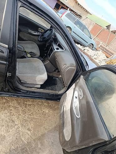 srv 3: Daewoo Leganza: 2000 г., 2 л, Ручные, Бензин, Седан — 7