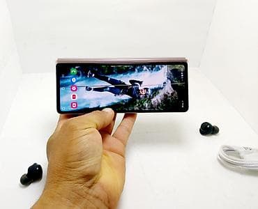 note 21 ultra: Samsung Galaxy Fold 2, Б/у, 256 ГБ, цвет - Золотой, 1 SIM, 2 SIM — 3